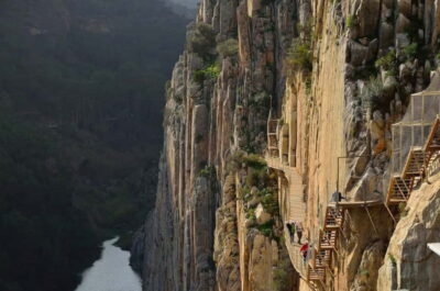 Caminito Del Rey From Málaga: Round-Trip Bus + Tour with Official Guide - The direct coach ride: easier than you think