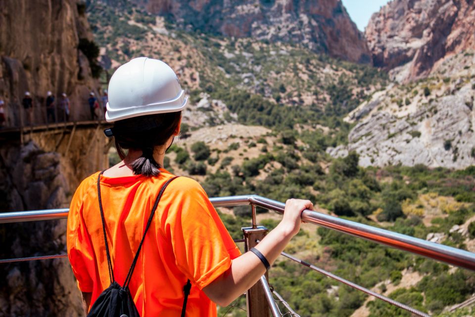 Caminito del Rey: Guided Hiking Tour with Entrance Tickets - Finding the North Access meeting point at Caminito del Rey