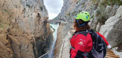 Caminito del Rey Guided Tour & Welcome Pack from Málaga - The 7-hour rhythm: coach out, entry day, guided walking, coach back