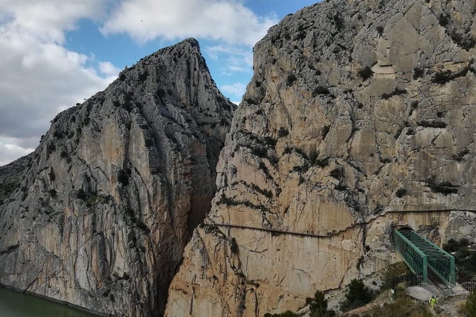 Caminito del Rey Hike from Seville - What to pack for a safe, comfortable gorge hike from Seville