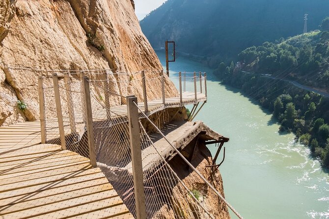 Caminito del Rey Tour from Malaga - Stop in Ardales: the smart break that prevents a trail burnout