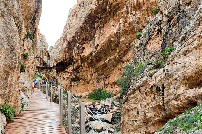 Caminito del Rey with Pickup from Nerja, Torrox and Torre del Mar - The return ride: when you’ll get back (and what to bring for the day)