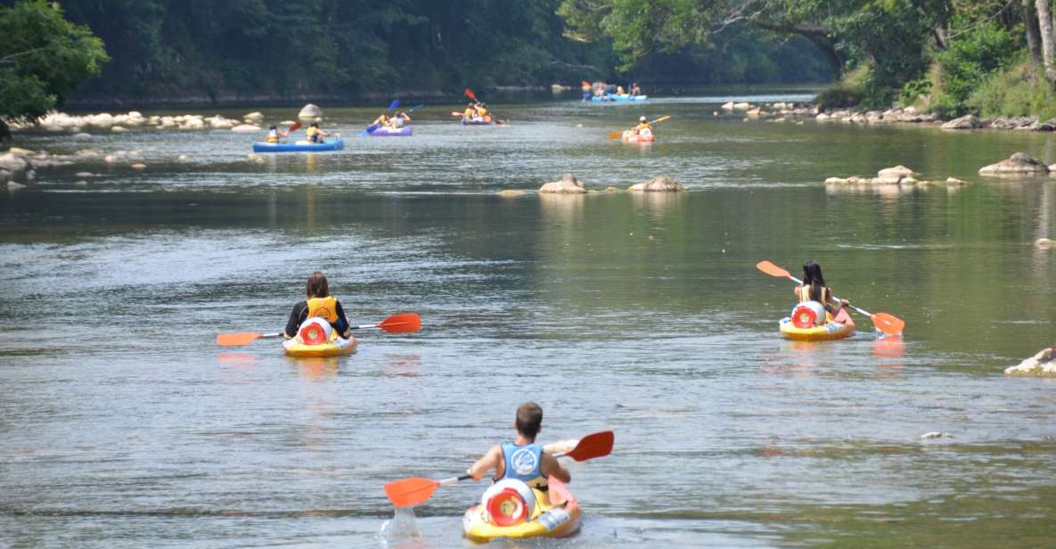 Cangas de Onís: Sella River Canoeing Adventure - Entering the water: the gear that makes fast current feel safer