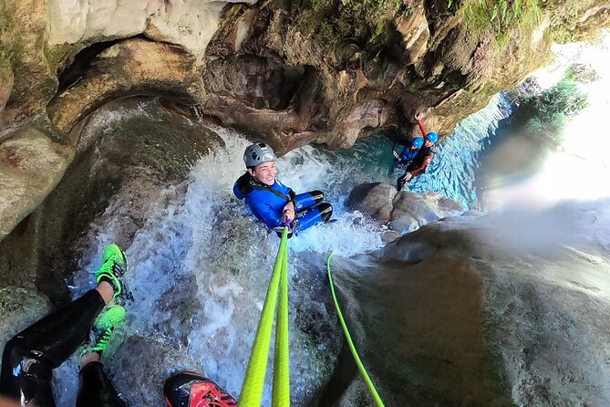 Canyoning Adventure Rio Verde in Granada - Rio Verde canyoning in Granada: what the day is really like
