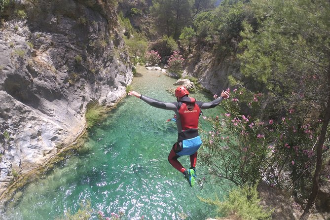 Canyoning in Andalucia: Rio Verde Canyon - The Canyoning Route: Walking In, Moving Down, and Staying in Control