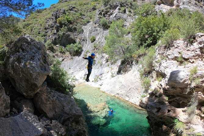 Canyoning Rio Verde from Nerja - Safety and guide style: fun with real control