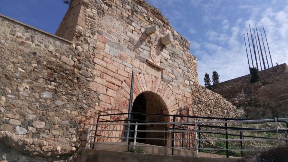 Cartagena: Ancient Roman Walking Tour with Entry Tickets - Panoramic views and the city’s later architecture in the same loop