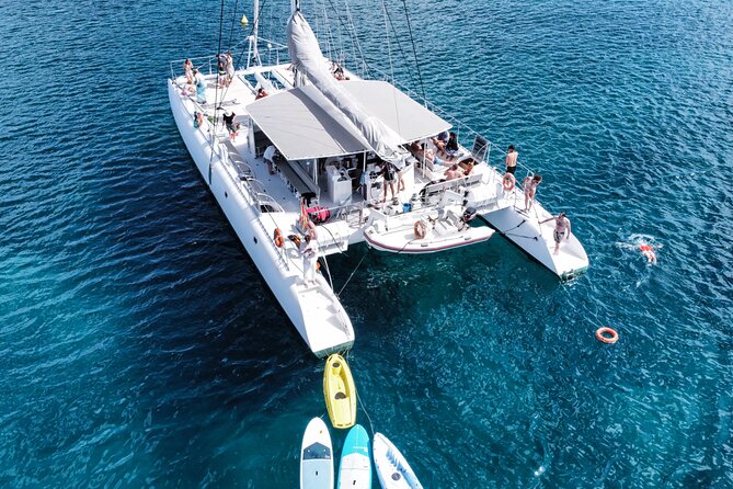 Catamaran Sailing in Lanzarote - Family cruise vs adults-only (15+): choosing the right atmosphere