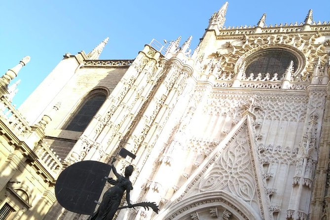 Cathedral of Seville English Guided Tour with Skip the Line & Access to Giralda - The Cathedral’s Real Superpower: Context You Can Walk Away With