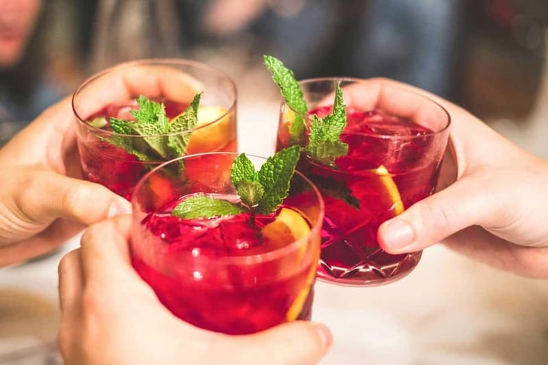 Central Madrid: Sangría Workshop & Tasting with Local Cheese - The cheese tasting: Manchego plus local pairings that make the sangria taste better