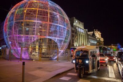 Christmas Lights Tour of Madrid in Eco Tuk Tuk Private - Retiro meeting point, then straight into classic Madrid architecture