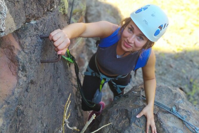 Climbing + Zipline + Via Ferrata + Cave. Adventure route in Gran Canaria - Via ferrata: safe techniques on steep terrain