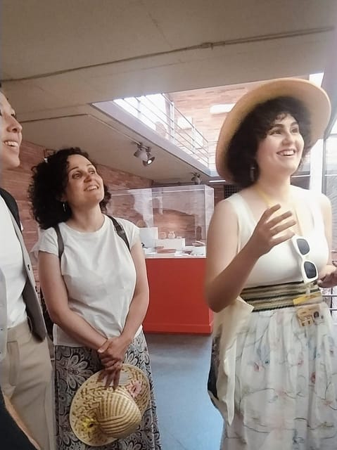 Complete Roman Tour in Merida (Spain) - Amphitheatre time: gladiators, beasts, and even boat battles
