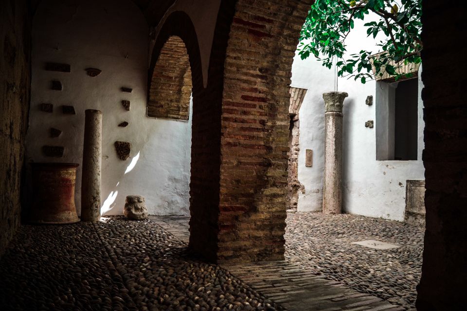 Cordoba: Alcázar de los Reyes Cristianos 1-Hour Guided Tour - Timing, shoes, strollers, and mobility reality checks