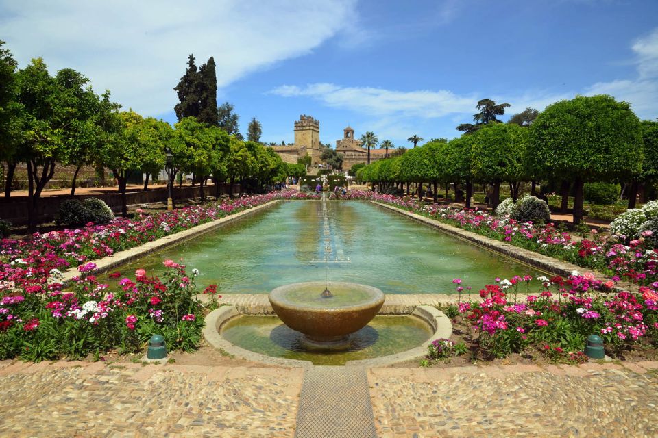 Cordoba: Alcazar Guided Tour and Skip-the-Line Ticket - What you get from excellent guides (and why it matters here)