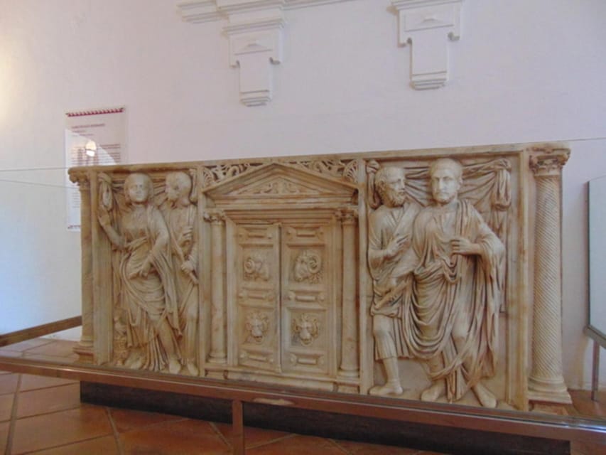 Cordoba: Alcazar of Christian Monarchs 1–Hour Guided Tour - The Symbolism Behind Christian Monarchs and the Inquisition