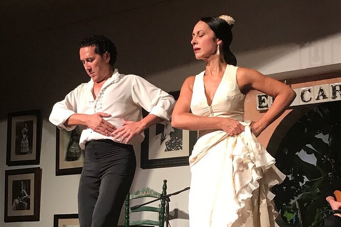 Cordoba Flamenco Show at Tablao El Cardenal with a Drink - Cante, baile, guitarra in 90 minutes: how the show is built