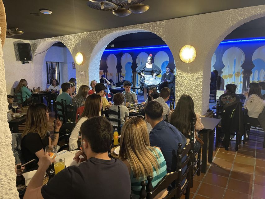 Cordoba: Flamenco Show at Tablao El Jaleo & Optional Dinner - Entering Tablao El Jaleo in Córdoba’s Jewish Quarter