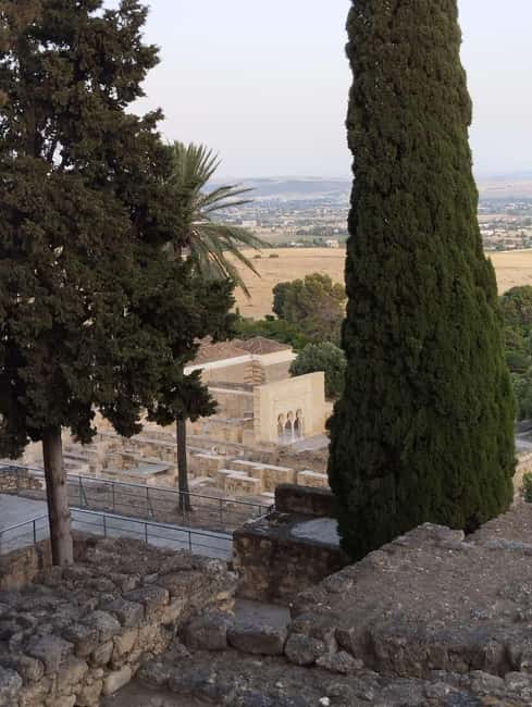 Córdoba: Guided Tour Medina Azahara at Dusk - Why Medina Azahara Feels Special at Dusk