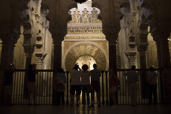 Cordoba Guided Tour Mosque and Cathedral from Seville - Free time in Córdoba and the lunch trade-off