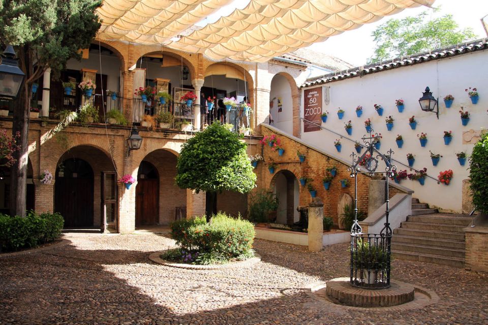 Córdoba Guided Tour of the Mosque, Jewish Quarter & Alcazar - Timing, walking, and photo strategy for a 4-hour day