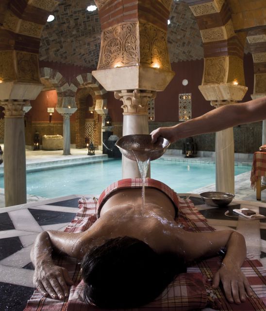Córdoba: Hammam Al Ándalus Entry Ticket w/Optional Massage - What’s included: towels, cap, lockers, showers, and the bath circuit