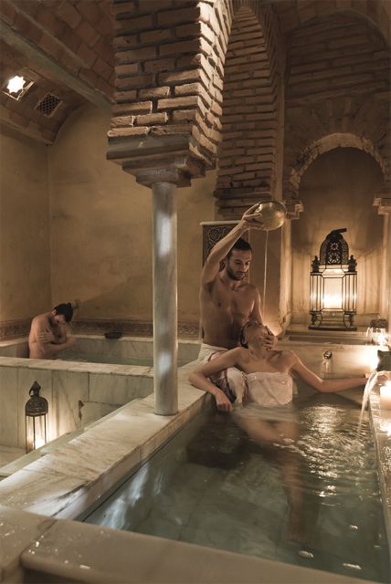 Córdoba: Hammam Al Ándalus Entry Ticket w/Optional Massage - The thermal circuit: hot, cold, warm, and steam rooms