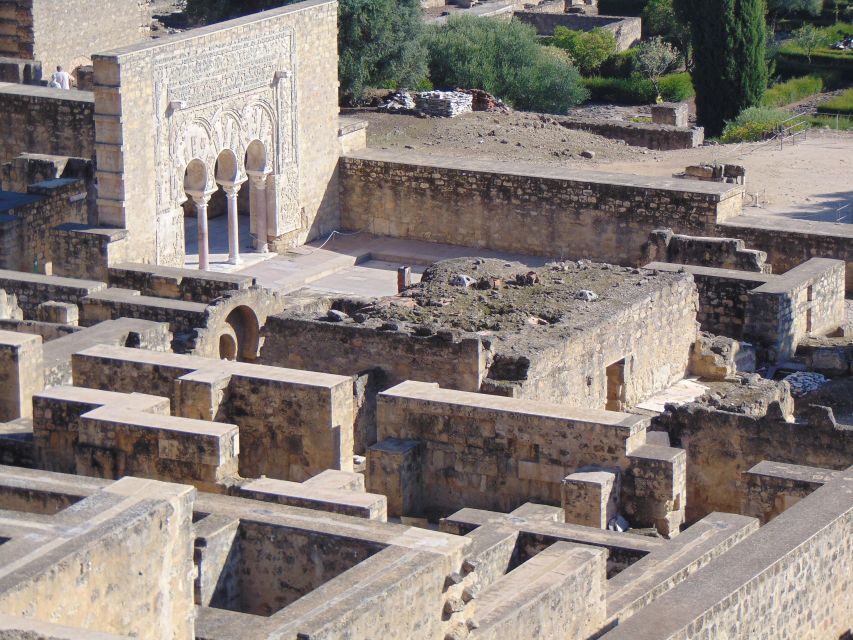 Córdoba: Medina Azahara 3-Hour Guided Tour - A quick note on guides and what people praise