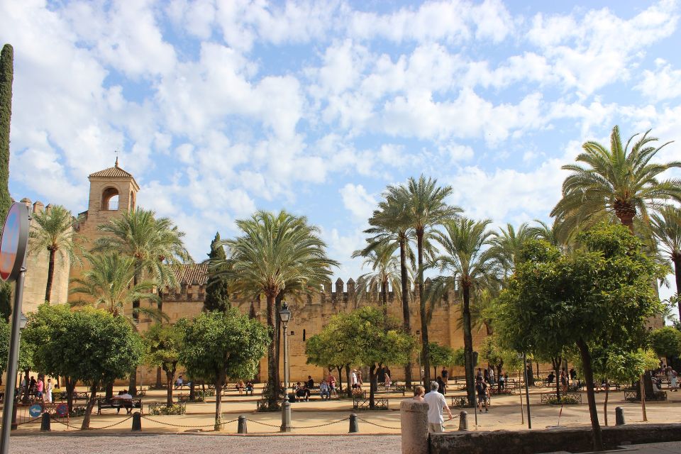 Córdoba: Mosque-Cathedral and Alcazar Tour - FAQ