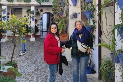 Cordoba Mosque-Cathedral & City Private Tour - La Judería walk: narrow streets, big context