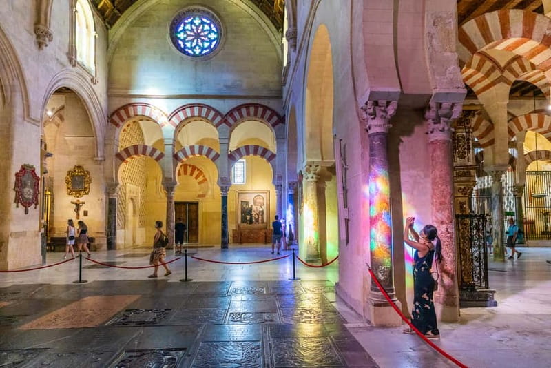 Córdoba: Mosque, Jewish Quarter & Tour with Ticket - The Jewish Quarter Walk: More Than Just Narrow Streets