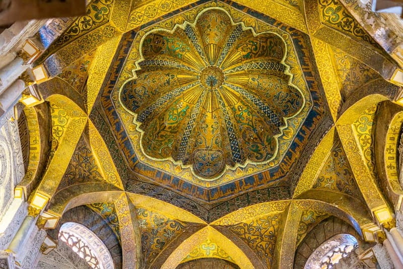 Córdoba: Mosque, Jewish Quarter & Tour with Ticket - Patio de los Naranjos: The Quiet Reset Before the Grand Hall
