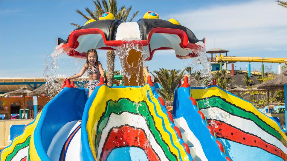 Corralejo: Acua Water Park Entry Ticket - Lockers, rings, and the extras that can change the budget