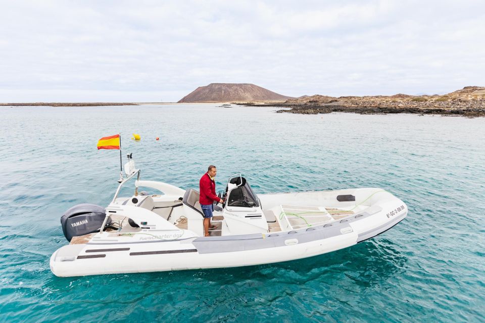 Corralejo: Lobos Island Catamaran Tour with Drinks & Snorkel - La Concha Beach Water Time: Snorkeling, Kayaking, Paddleboarding