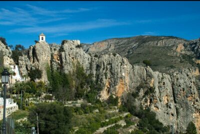 Costa Blanca Full-Day Off Road Tour - Why a Jeep safari makes Guadalest and Fuentes del Algar feel different