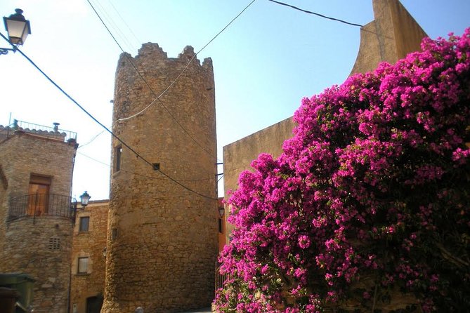 Costa Brava and Medieval Villages Small Group from Girona - Begur’s castle, towers, and Indiano houses (XVI-century defenses)