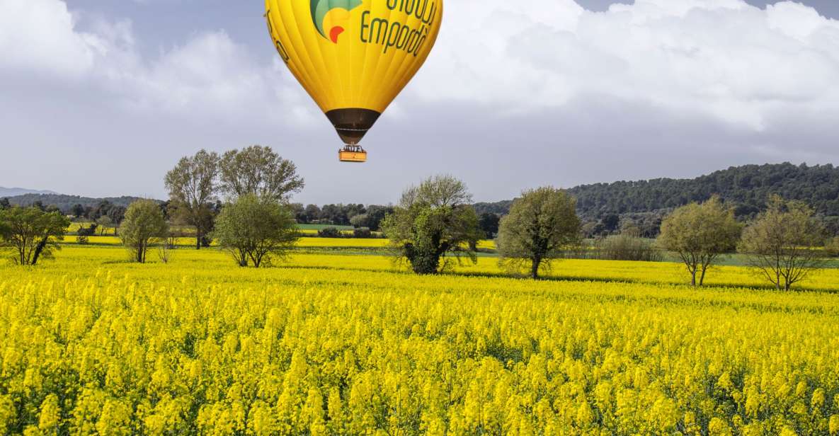 Costa Brava: Hot Air Balloon Flight - Shared - GPS flight route + photo report + the magnet souvenir