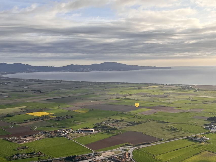 Costa Brava: Hot Air Balloon Flight - Shared - The guided hour on the ground: safety + balloon know-how