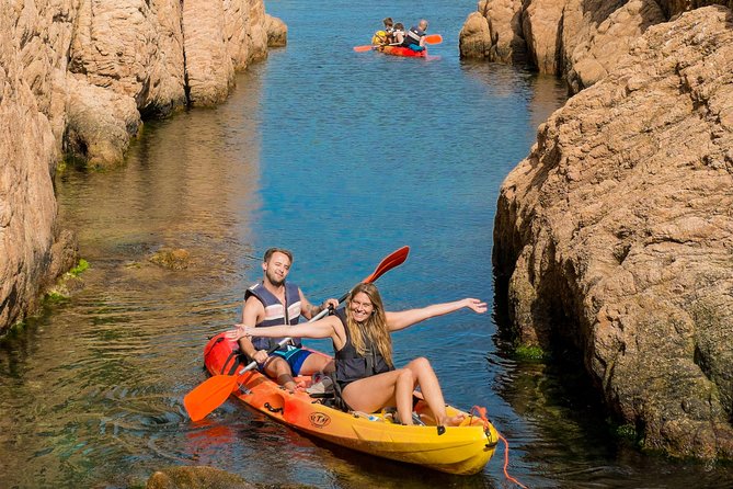 Costa Brava Kayak & Snorkel Tour + Picnic from Barcelona - What to Pack (and What to Buy Onsite) for a Pebbly Shore