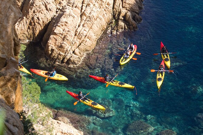 Costa Brava - Kayaking and Snorkeling "Sea Caves" Tour - S’Agaró launch and the first minutes: learning fast without slowing you down