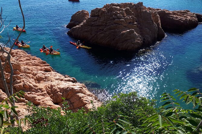 Costa Brava - Sant Feliu de Guíxols / Kayaking & Snorkelling Tour - Why Sant Feliu de Guíxols Works for a 2-Hour Coast Fix