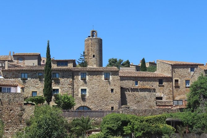 Costa Brava Typical Towns Full Day Tour from Barcelona - Llafranc After a Coastal Walk: Camino de Ronda to the Sea