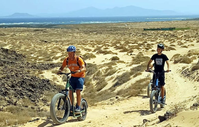 Costa Calma: E-bike Tour/E-scooter - The guide and group size: why a cap of 10 makes a difference
