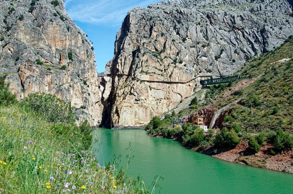 Costa del Sol: Caminito del Rey Guided Trip - Walking the Famous Route: 7.7 km of Footbridges and Trails