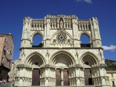 Cuenca: Medieval Old Town - Meeting point and pacing: getting oriented in 2 hours