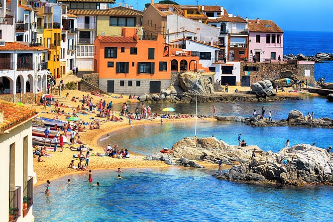 Dali Museum and Costa Brava Small Group Tour - Hotel Pickup and the Fast Route Out of Barcelona