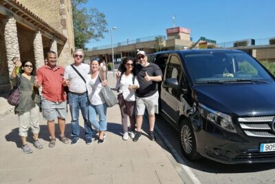 Dali Museum and Costa Brava Small Group Tour - Passeig de Gracia Drive: Gaudí Landmarks Without the Walking Sprint