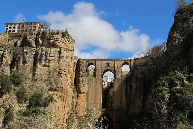 Day trip to Zahara, Setenil and Ronda from Seville - Ronda: bridge views, tight timing, and the lunch window