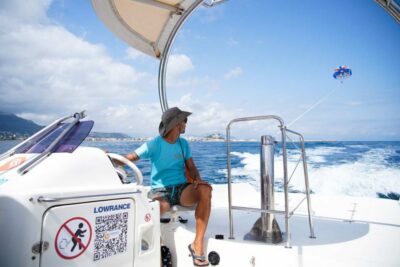 Dénia: Boat Trip & Parasailing Experience with Sunset Option - Dénia Meeting Point And How the 1.5-Hour Experience Unfolds