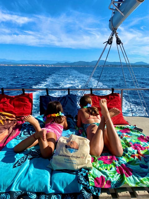 Denia: Cova Tallada Catamaran Tour and Swimming Stop - Where You Meet and How to Set Yourself Up Fast